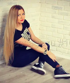 Анкета массажистки Ксения - Фото 1, метро Бажовская, 24 года, №556